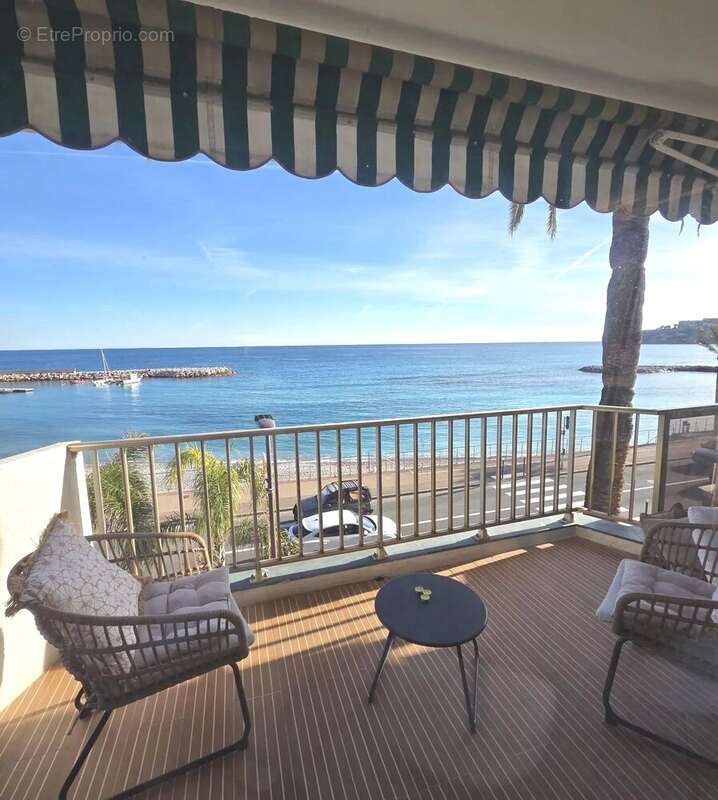 Appartement à ROQUEBRUNE-CAP-MARTIN