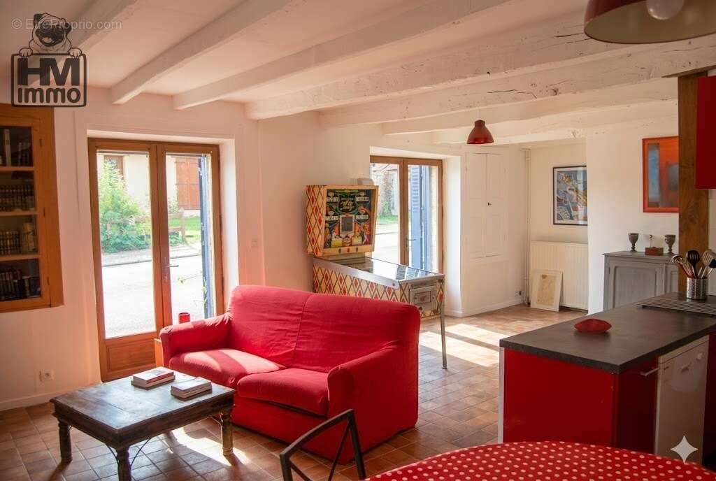 Maison à SAINT-BONNET-BRIANCE