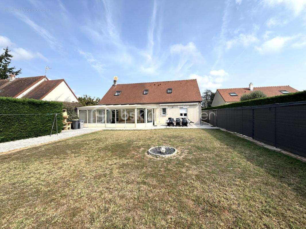 Maison à BALLAN-MIRE