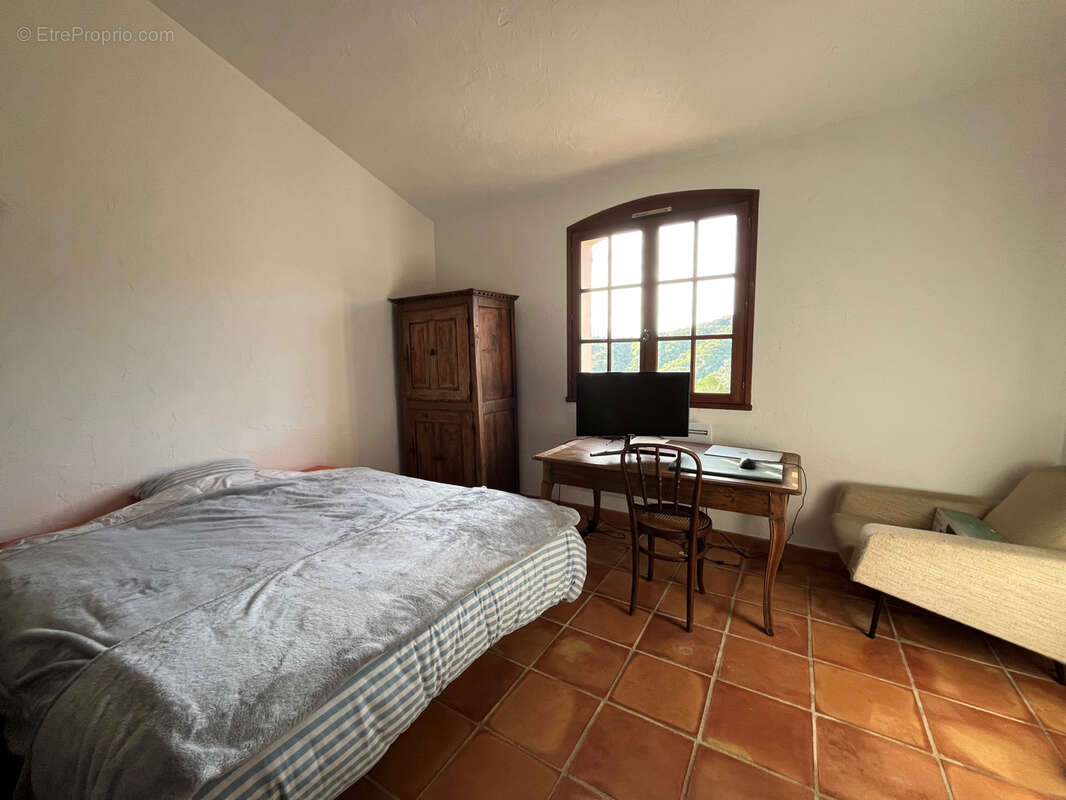 Maison à AURIBEAU-SUR-SIAGNE