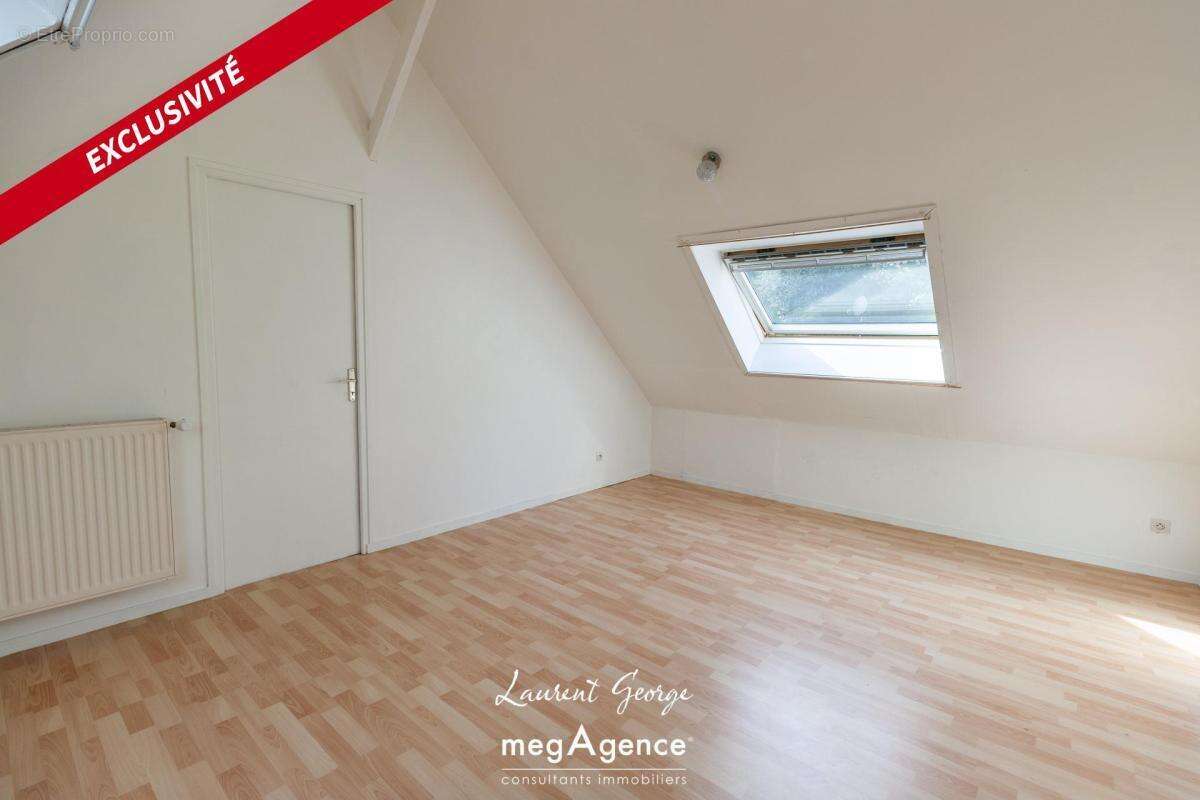 Maison à SAINT-LEGER-DU-BOURG-DENIS