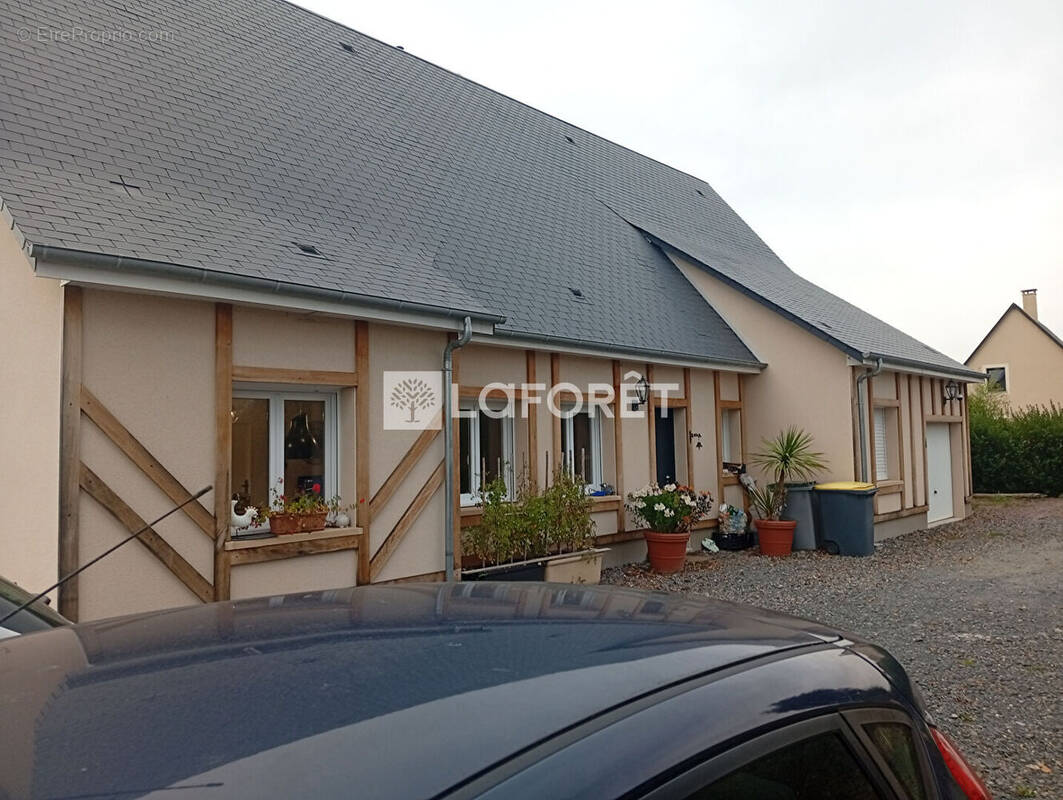 Maison à CRICQUEVILLE-EN-AUGE