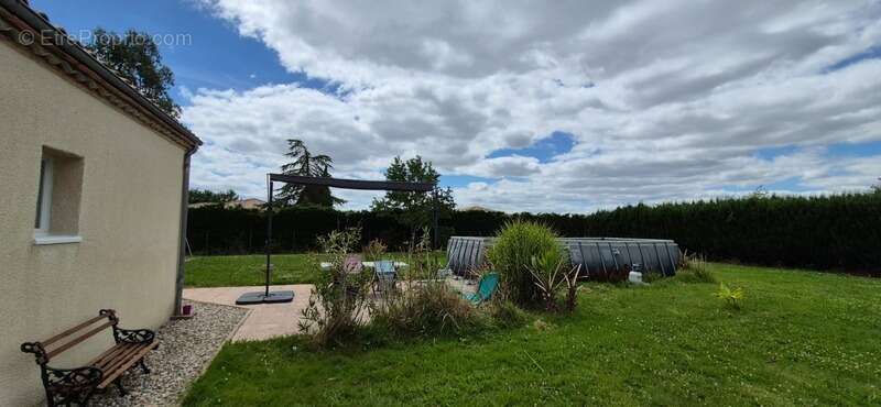 Maison à vendre 6 pièces SAINTE LIVRADE SUR LOT (47)Sainte-Livrade-sur-Lot – Belle propriété familiale sur 3 000 m² de terrain a - photo 17