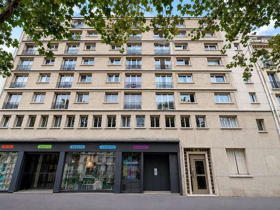 Appartement à PARIS-12E