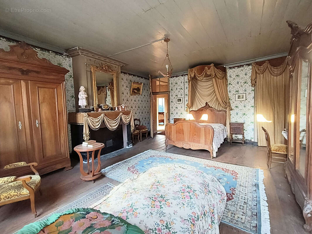 Maison à LA MOTHE-SAINT-HERAY