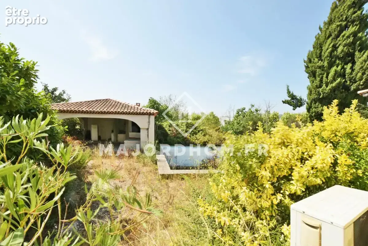 Vend Maison 157m2 terrain de 2193 m2 sans vis à vis  13015 - photo 25