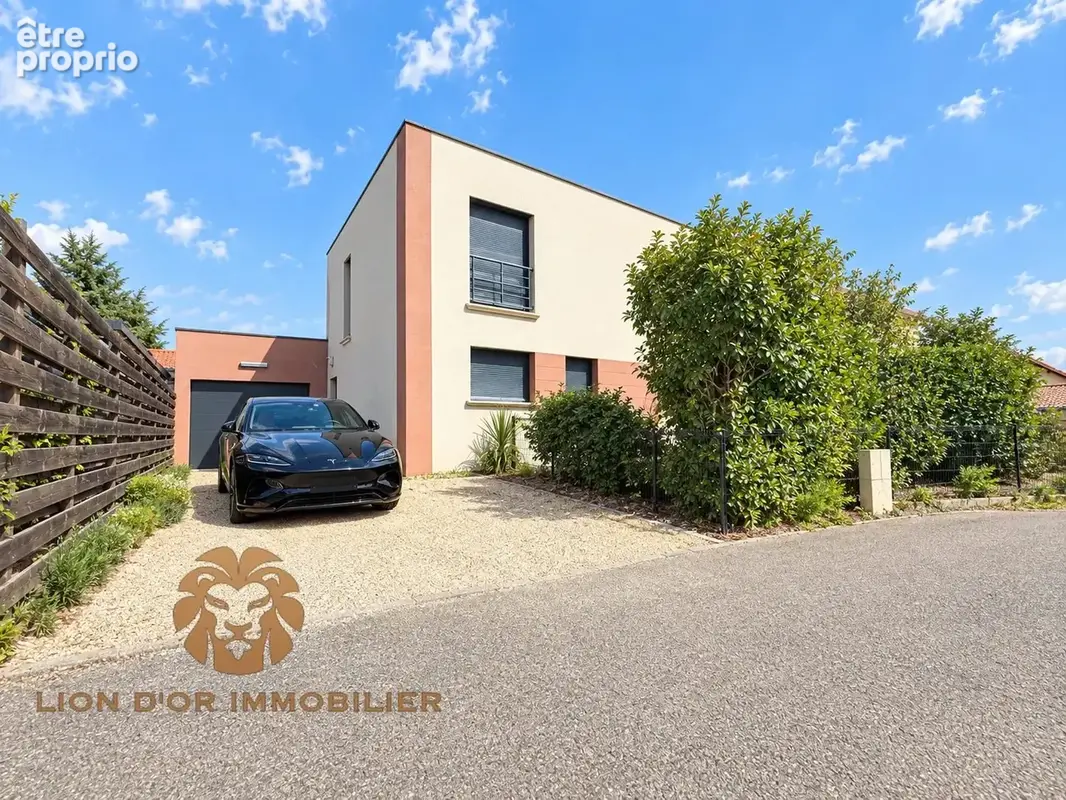 Photo Maison à Neuville-Sur-Saone au prix de 648 000€