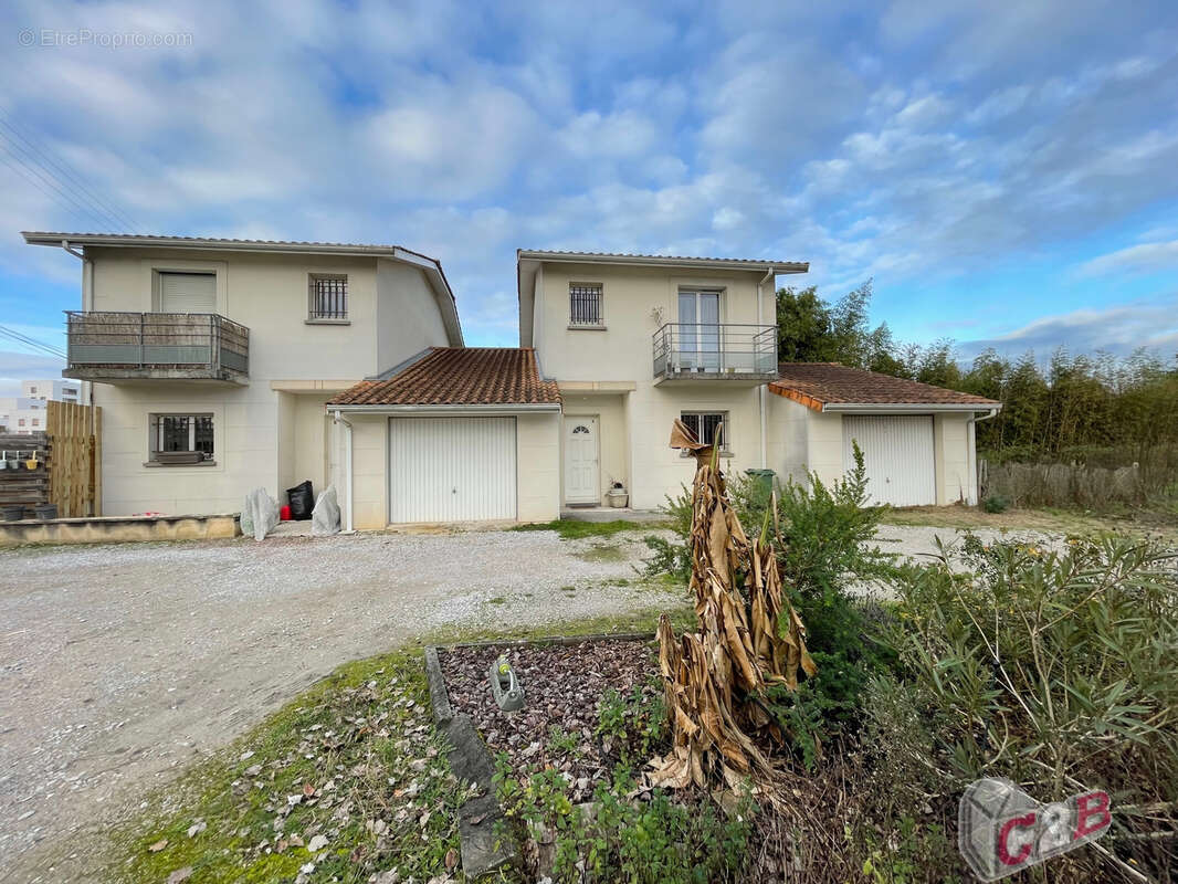 Maison à VILLENAVE-D'ORNON
