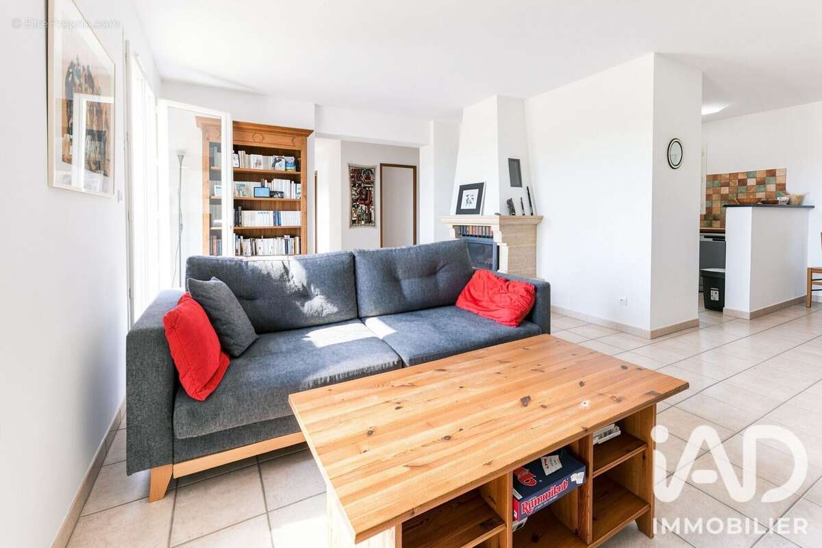 Maison 91 m² à Villelaure  - photo 7
