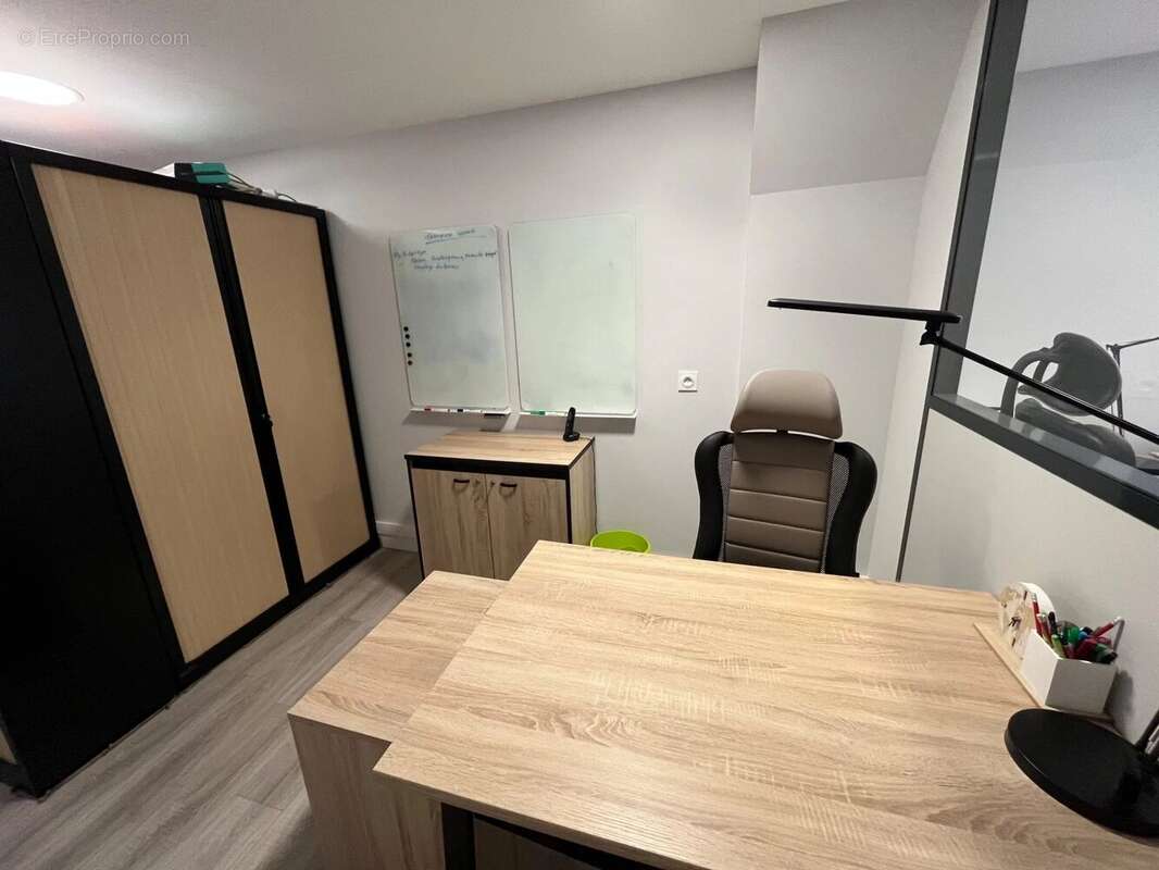 Commerce à VILLELAURE