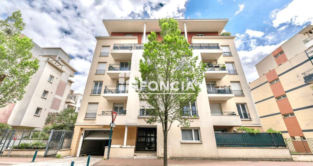 Appartement à GENNEVILLIERS