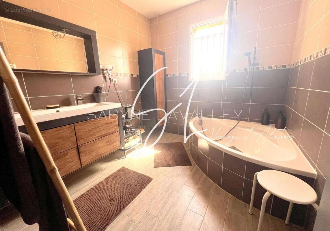 Photo 7 - Maison à CLARENSAC