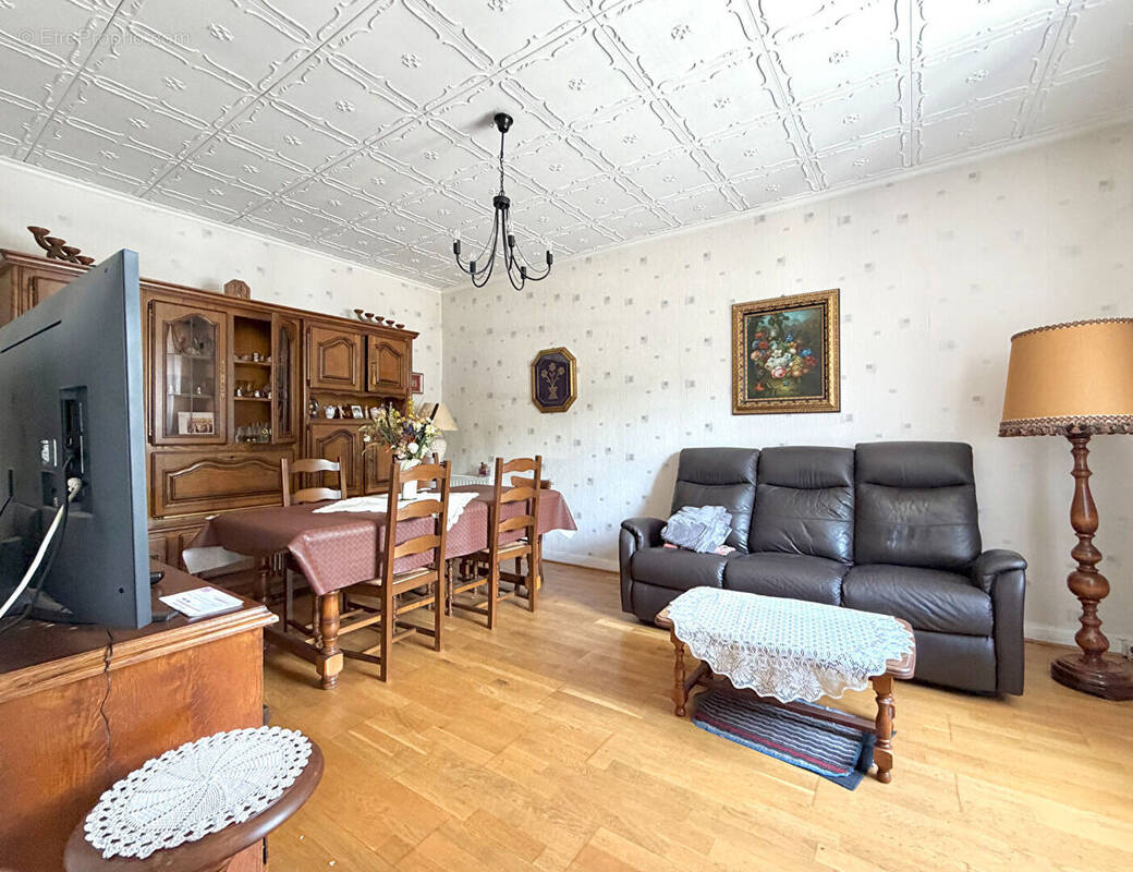 Appartement à SAINT-ETIENNE