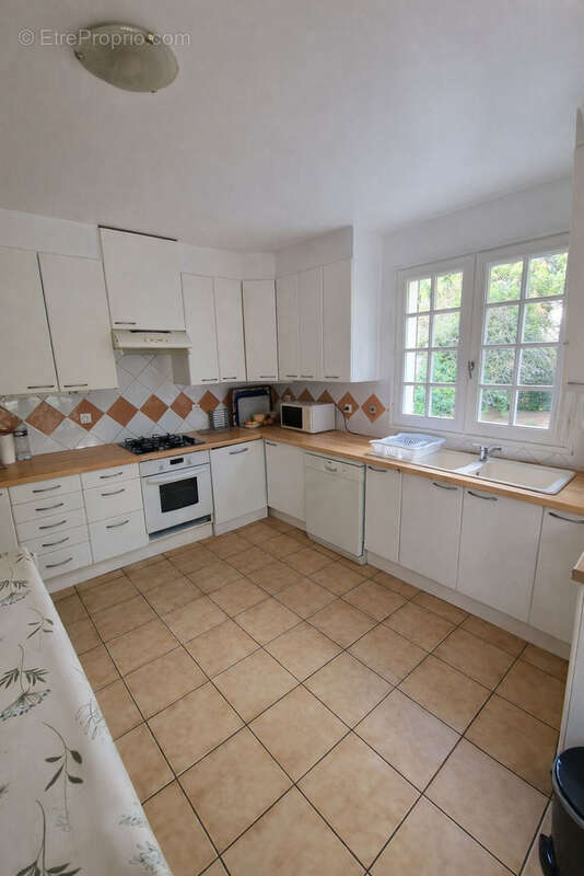 Maison à ROSNY-SUR-SEINE