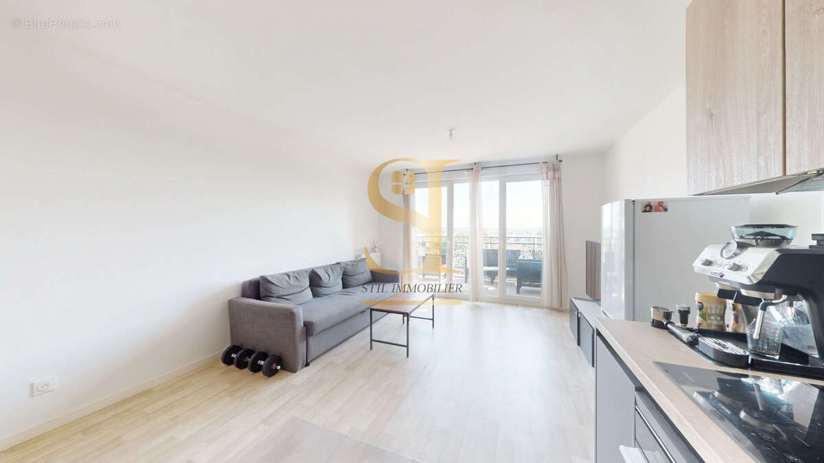Appartement à VIGNEUX-SUR-SEINE