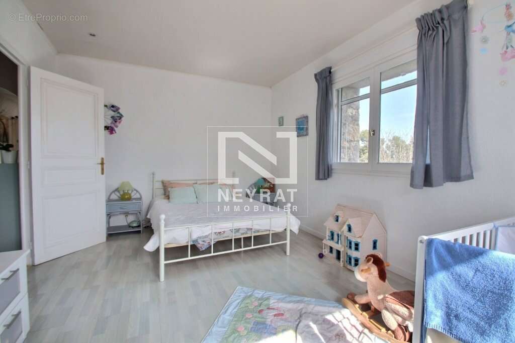 Mas en pierre a fayence var - magnifique jardin 3500m²  avec piscine - bassin et forage - photo 18