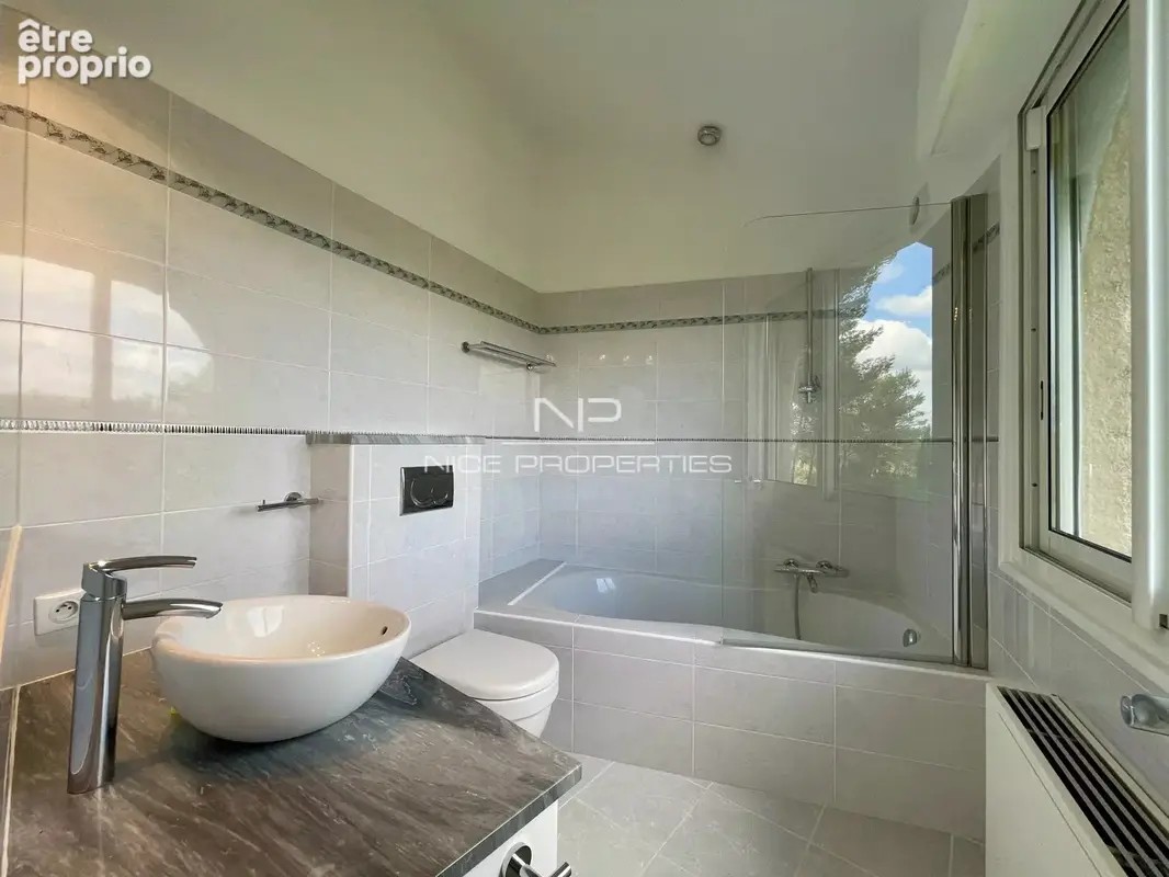 Superbe propriété à 20 minutes de Cannes - photo 16