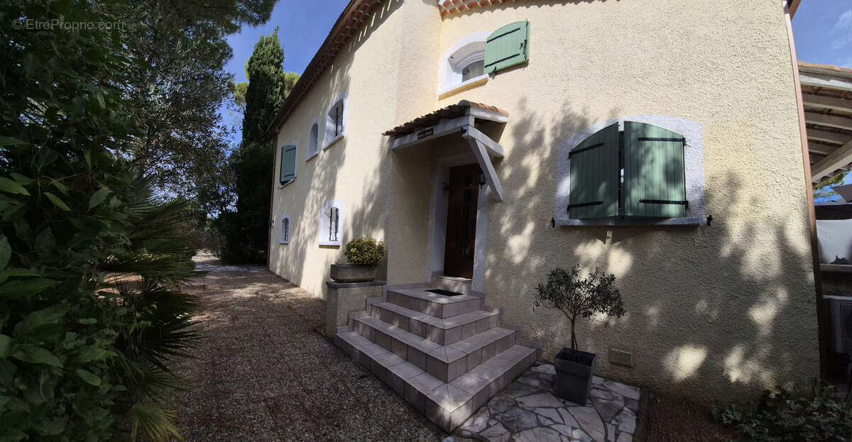 Maison à SAINT-PRIVAT-DES-VIEUX