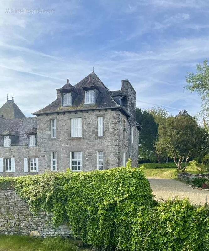 Maison à PLESTIN-LES-GREVES