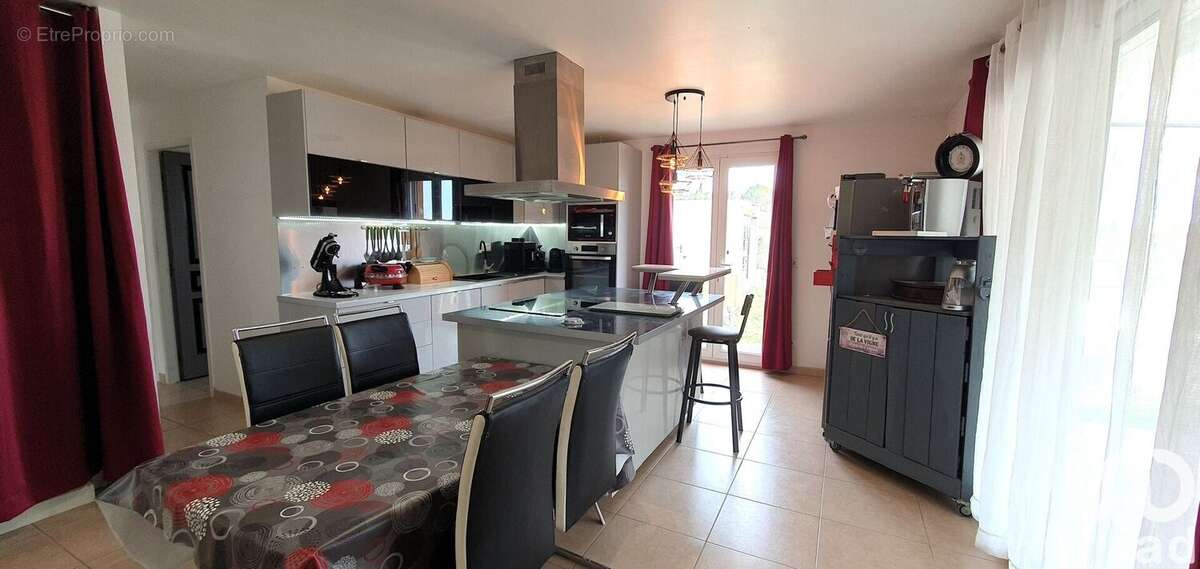 Photo 3 - Maison à THEZAN-DES-CORBIERES