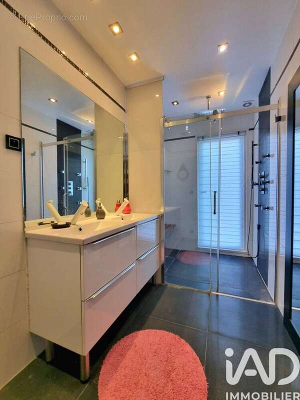 Photo 9 - Maison à LAILLE