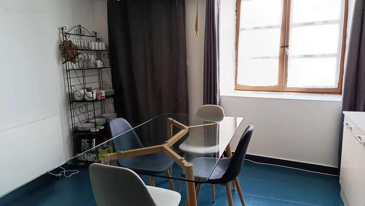 Maison de campagne en pierre offrant 2 chambres - photo 5