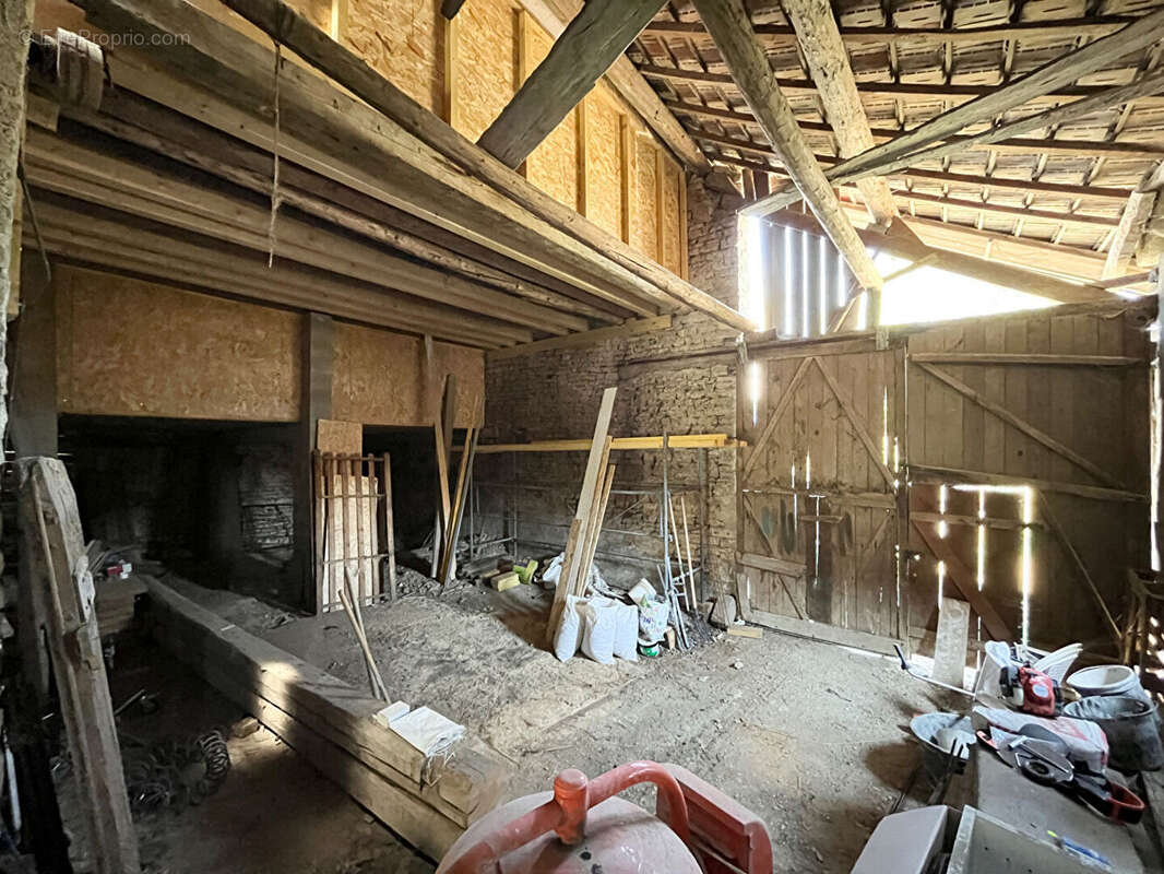 Maison individuelle avec dépendances ! - photo 11