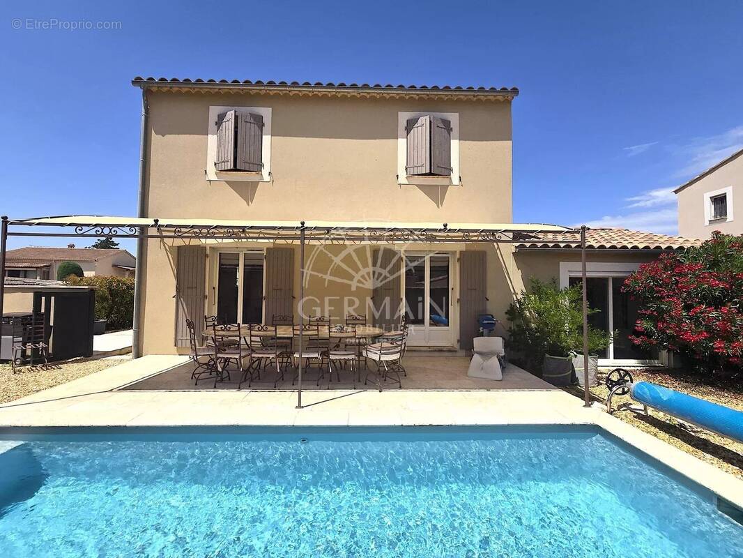 Maison à ROBION