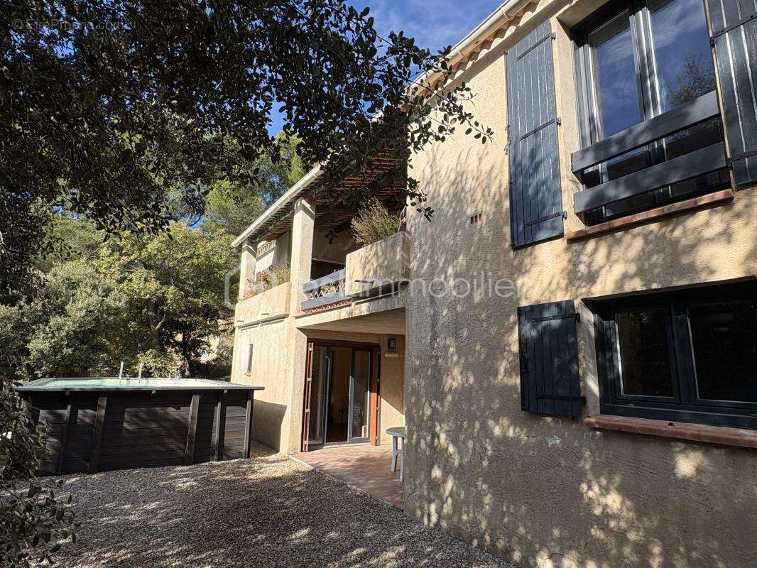 Maison à PIERREVERT