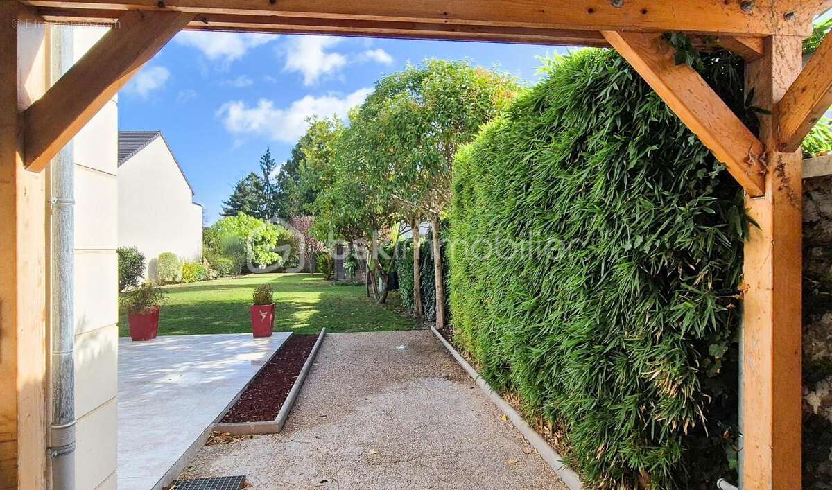 Maison à BALLAINVILLIERS