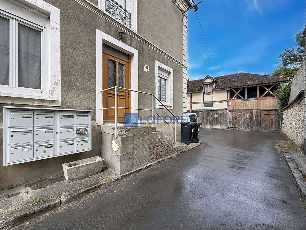 Maison à MALESHERBES
