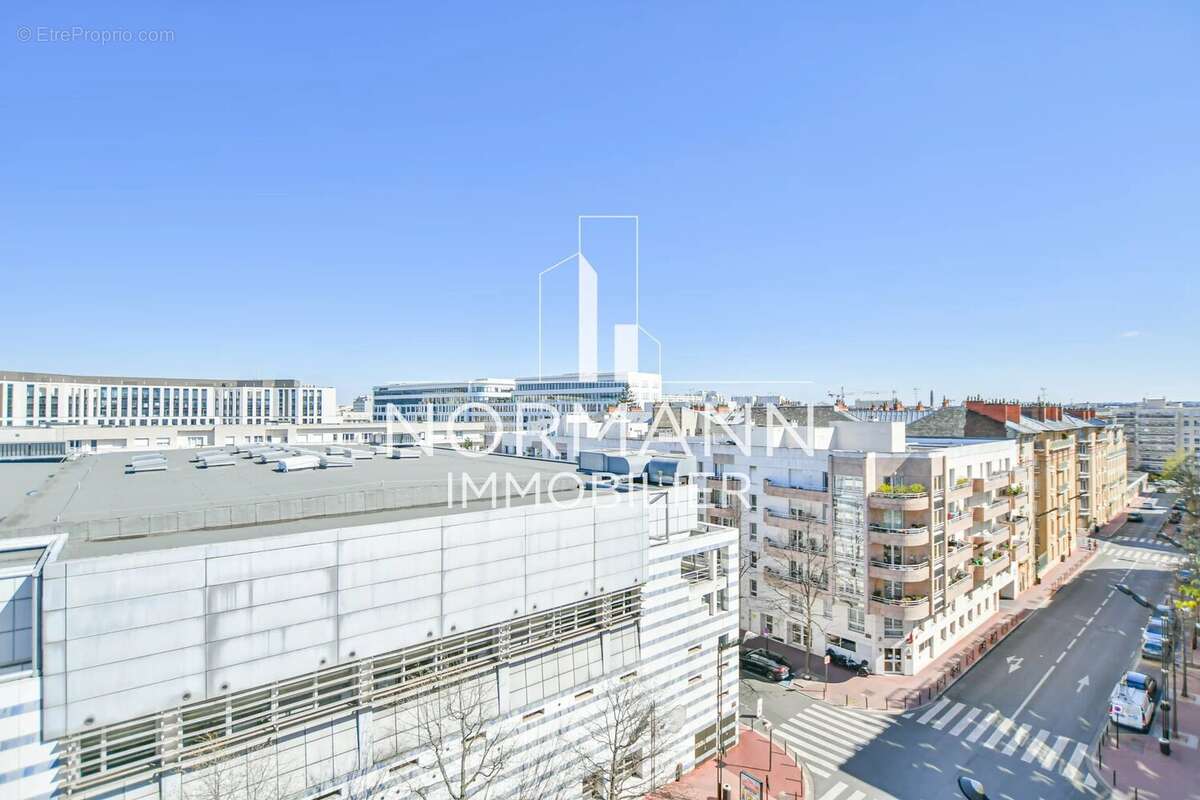 Appartement à LEVALLOIS-PERRET