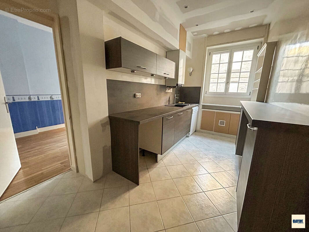 Appartement 63 m² à Saint-Malo  - photo 4