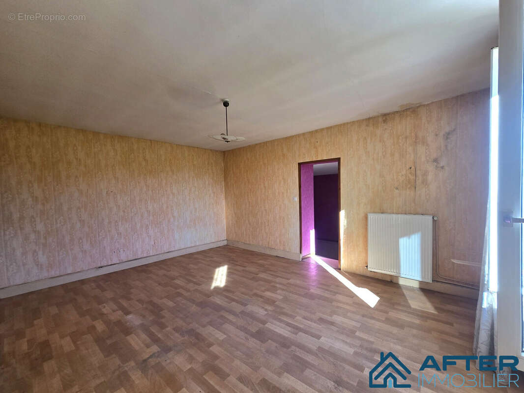 Maison à NEUVILLER-LES-BADONVILLER