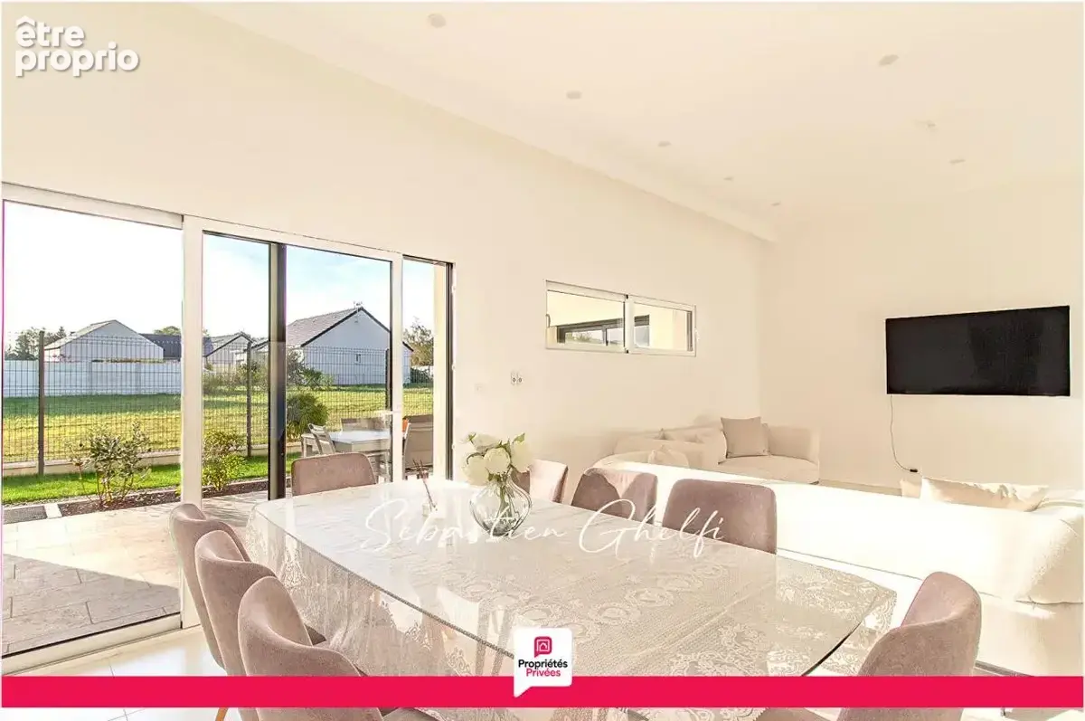 belle maison de plain-pied avec 4 chambres dont 1 suite avec garage - photo 7
