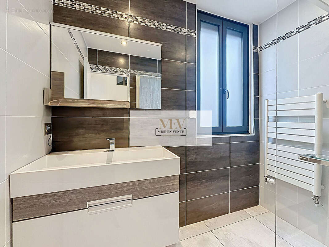 Maison à BRY-SUR-MARNE