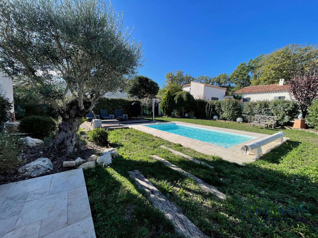 Maison à NANS-LES-PINS