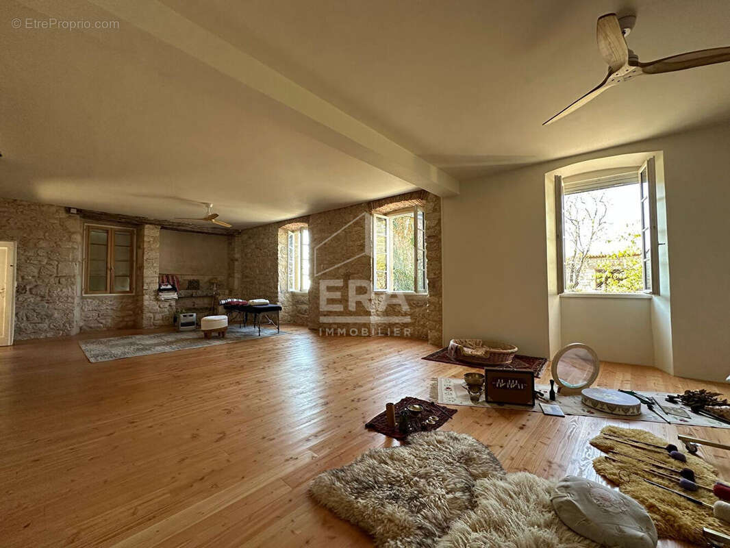 Maison à MOUZIEYS-PANENS