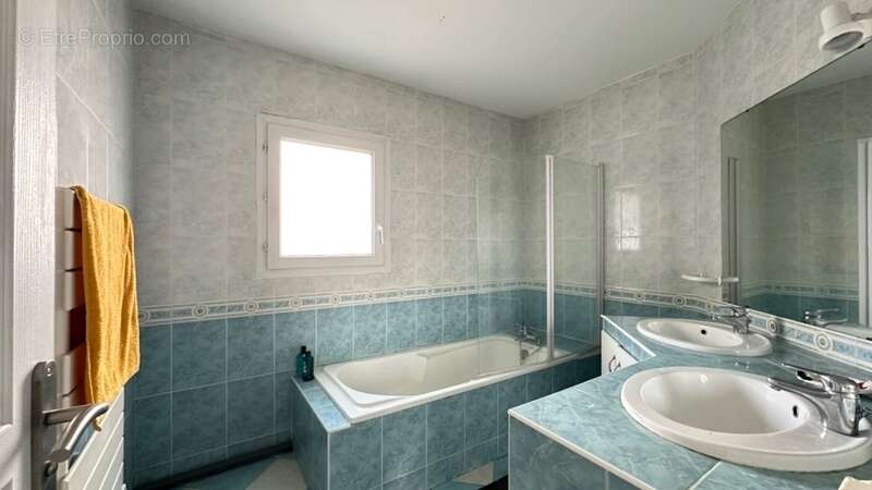 Maison à LE HAILLAN