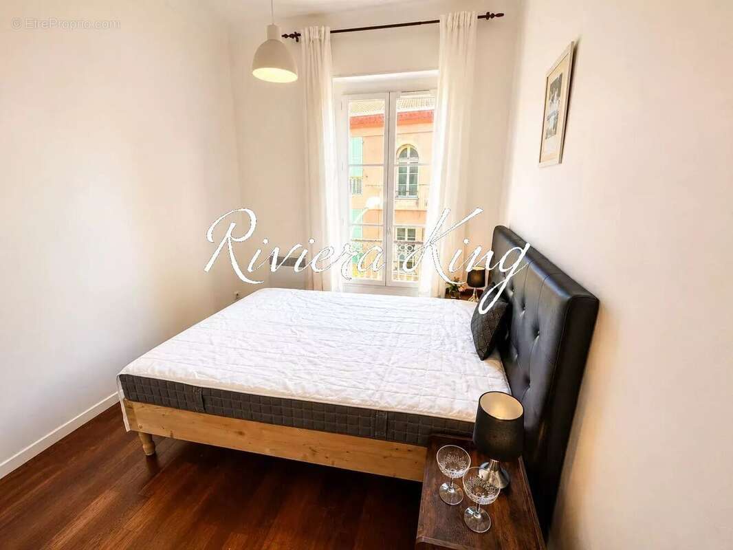 Appartement à VILLEFRANCHE-SUR-MER