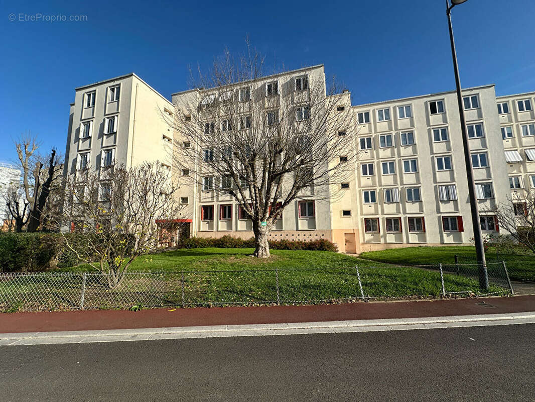 Appartement à RUEIL-MALMAISON