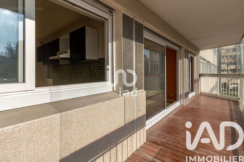Appartement 82 m² à Marly-Le-Roi  - photo 2