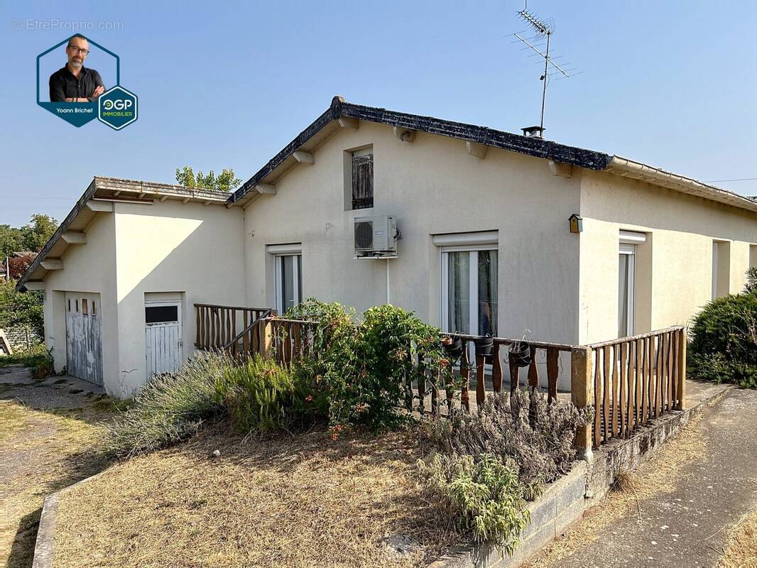 Maison à SAINT-SULPICE