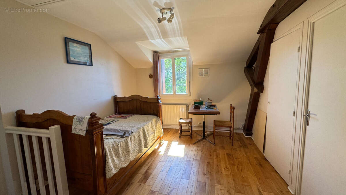 Maison à FONTAINE-LE-COMTE