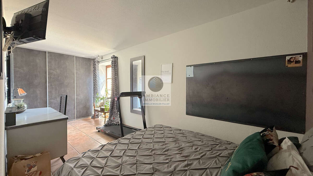 Maison à LIVRON-SUR-DROME