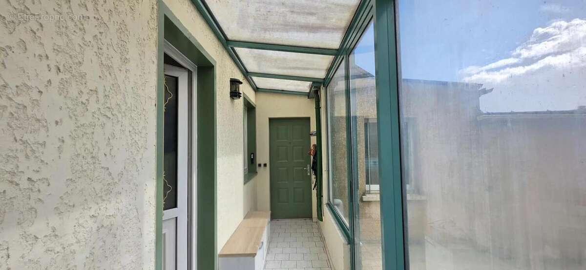 Maison à GRANDFRESNOY