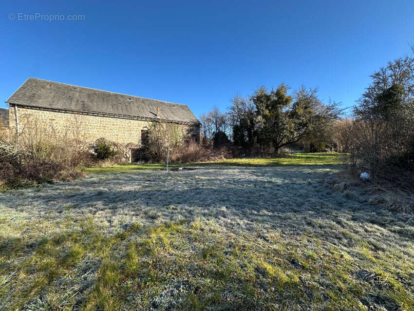 Maison à SAINT-GERVAIS-D'AUVERGNE