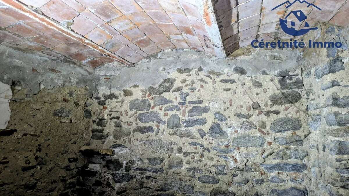 Appartement à ARLES-SUR-TECH