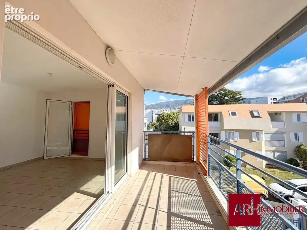 Appartement à SAINT-DENIS