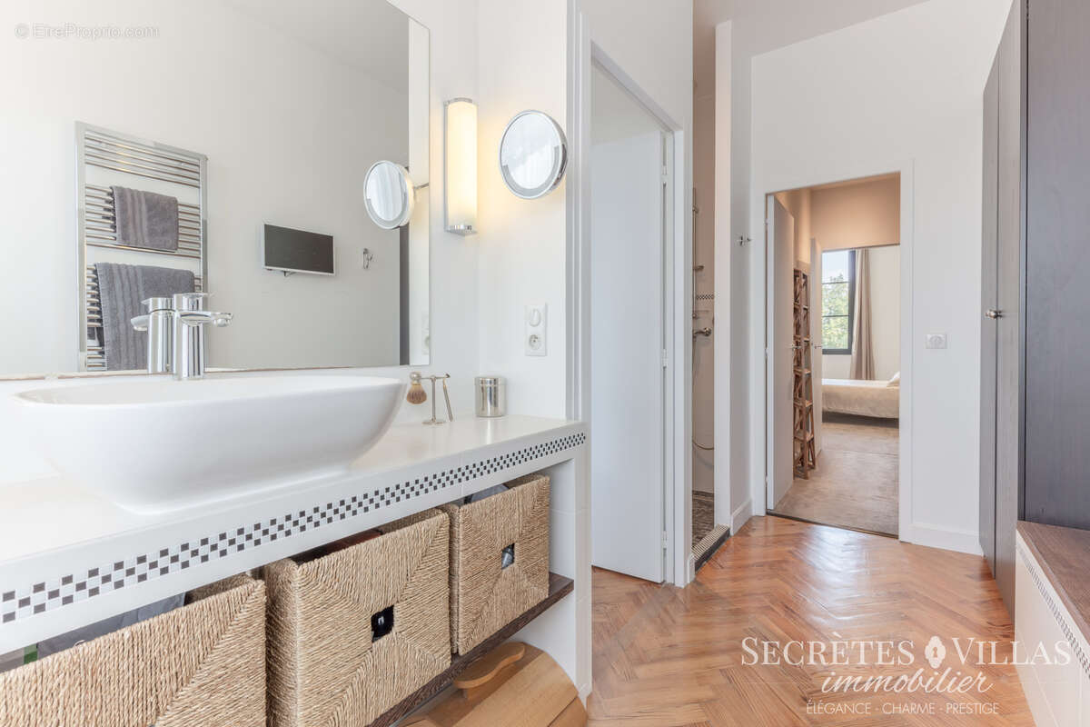 Maison à LE BOUSCAT